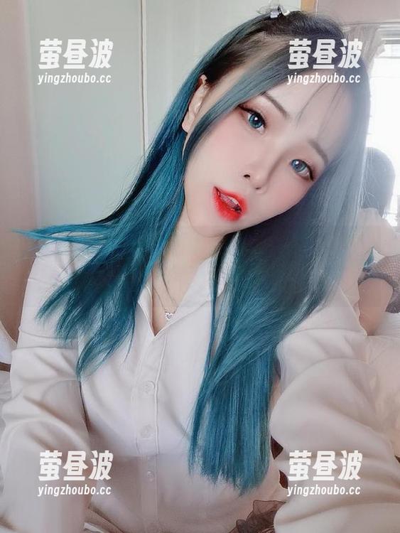 这全套更衣人偶的原图里，不得不说花リリ(Plant Lily)的“甜蜜”太明显了。